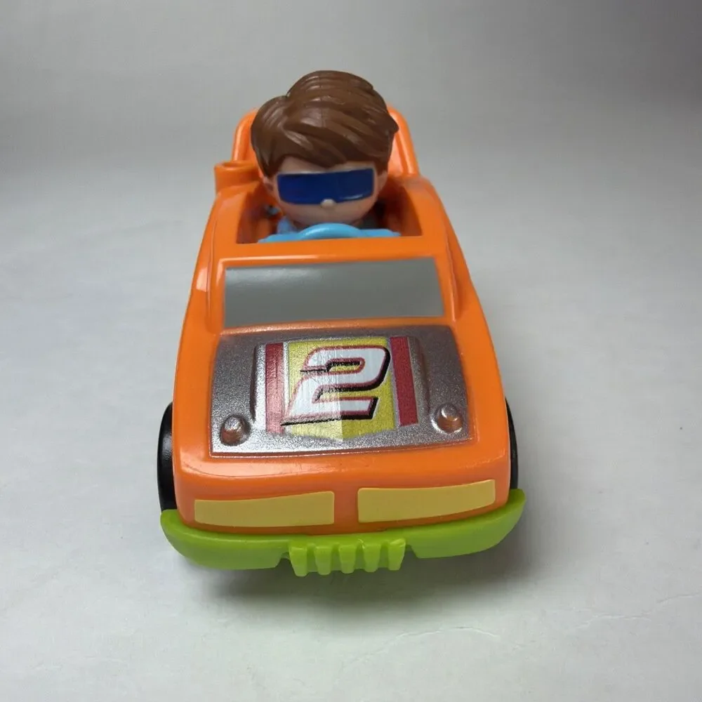 2019 Fisher Price Little People Wheelies Launch & Loop Raceway Orange Car #2